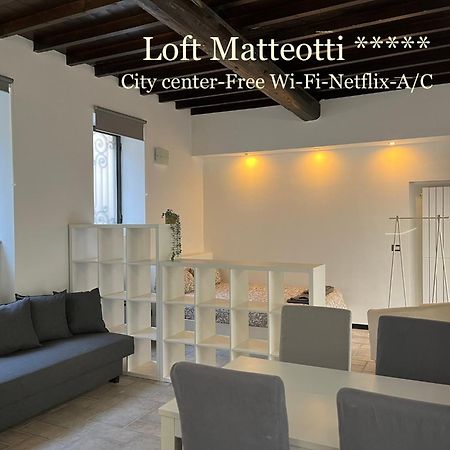 Loft Matteotti - Studio In Centro Busto Arsizio Zewnętrze zdjęcie